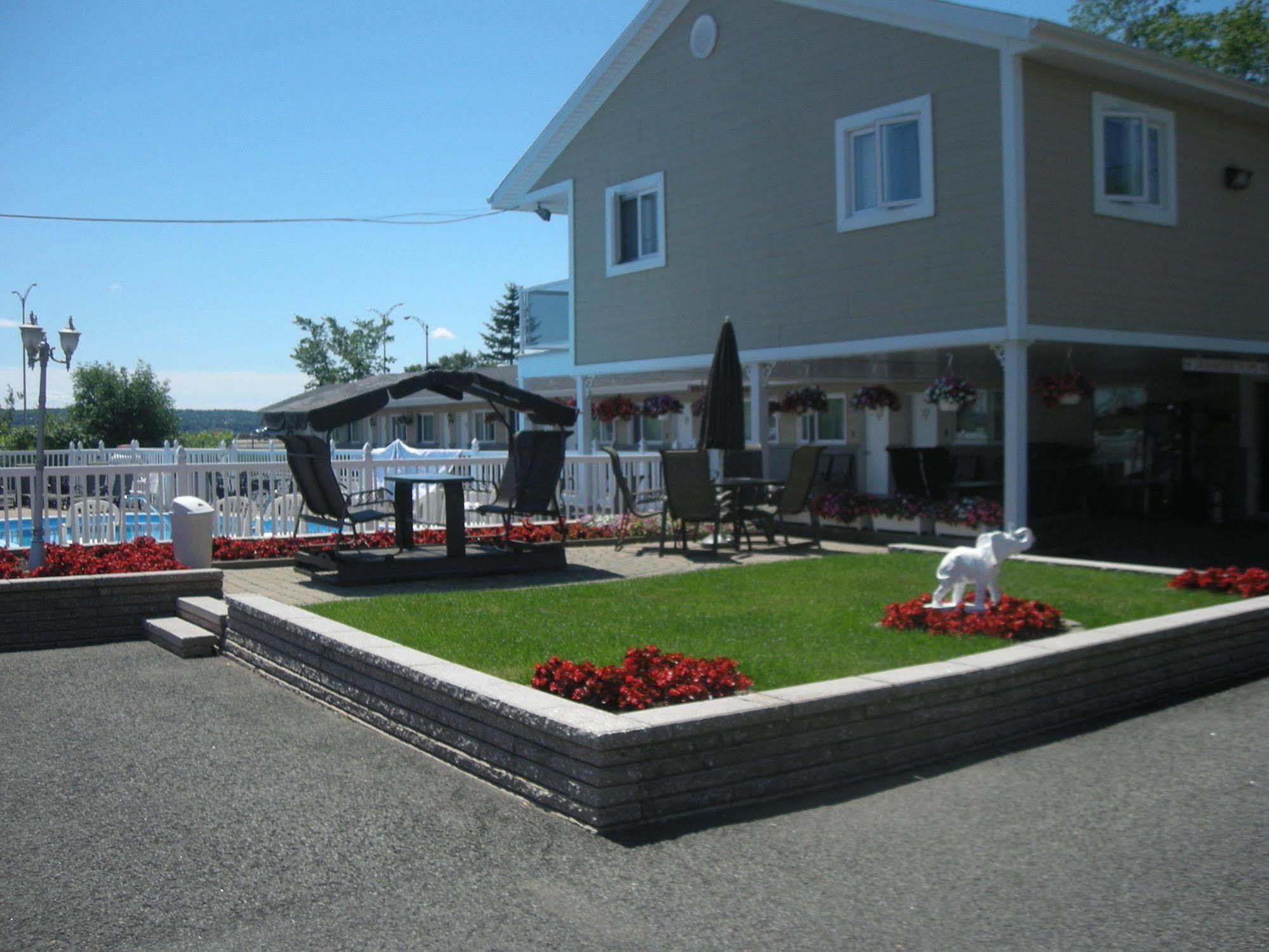 Motel Chevalier Quebec City Ngoại thất bức ảnh